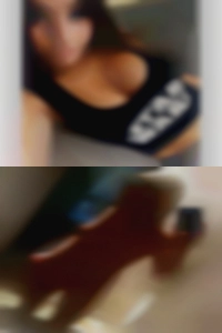 Girl in looking for fuck.